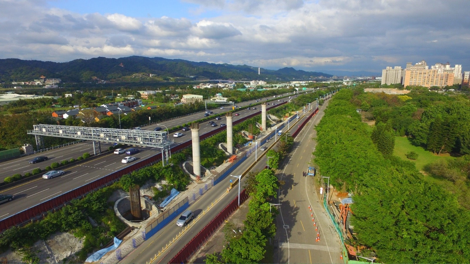 （圖說：捷運三鶯線國道三號邊坡施工實況）