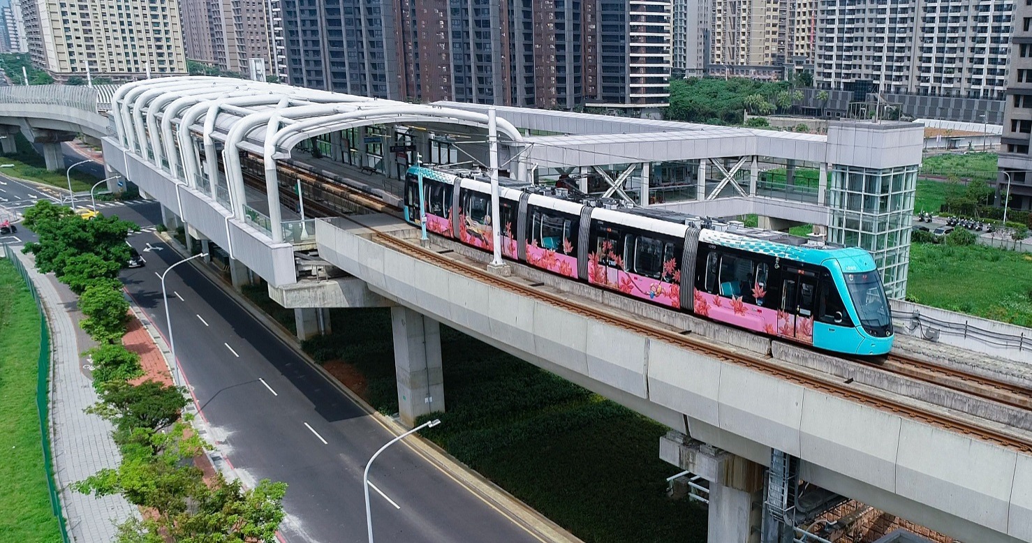 看完工頭的介紹是不是更加了解捷運的小知識呢？除了列車不一樣，它們的內裝也都不一樣喔！那就等工頭下次跟你們好好介紹吧！