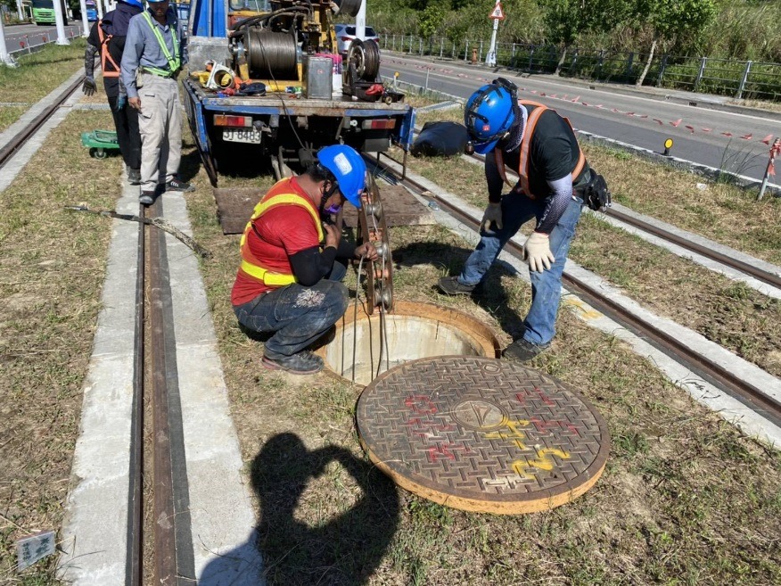 佈纜作業