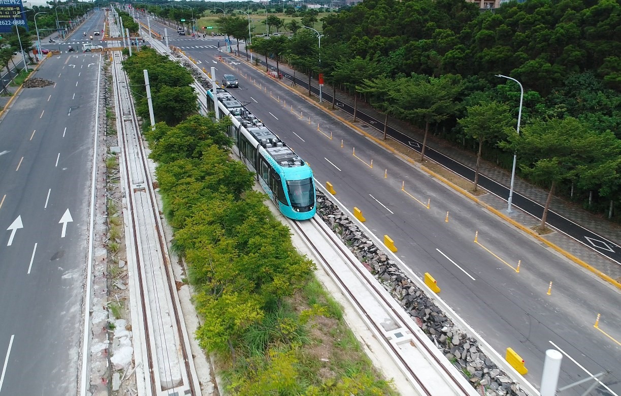 （圖說：淡海輕軌列車-行武者號）